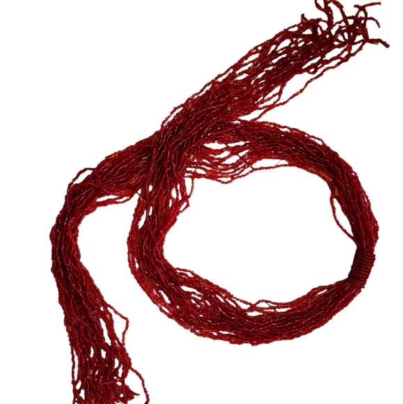 Red glass bead scarf-like necklace - Picture 4 of 4